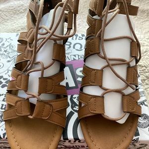 Brown/Tan Brash Sandals